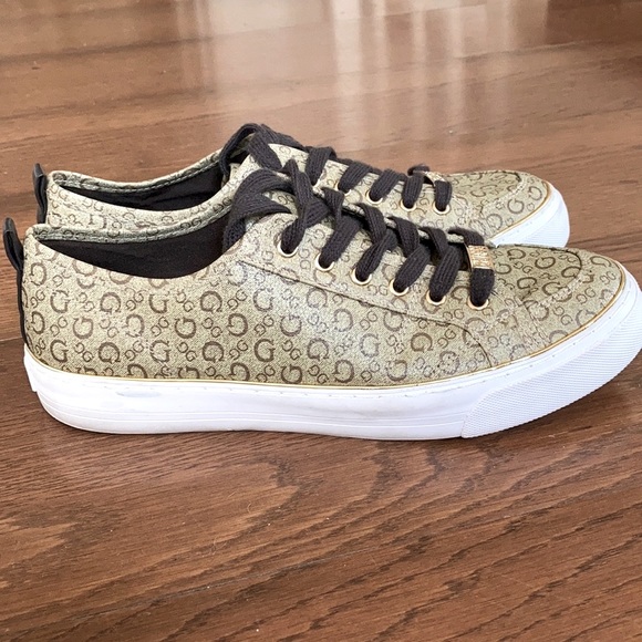 signature Gs sneakers Brown and tan G by GUESS size 9 - Picture 4 of 14